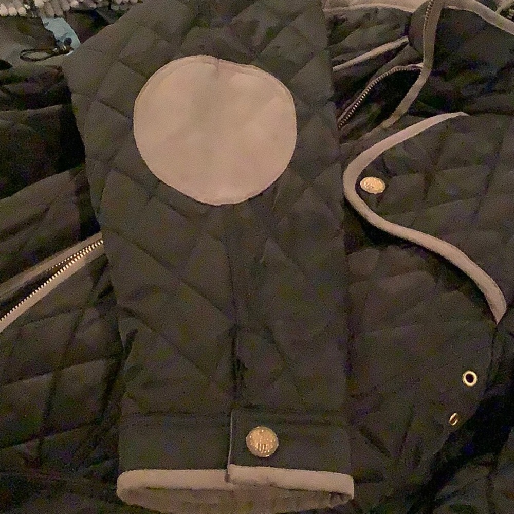 Vince Kumoto Black Quilted Jacket - Picture 4 of 8